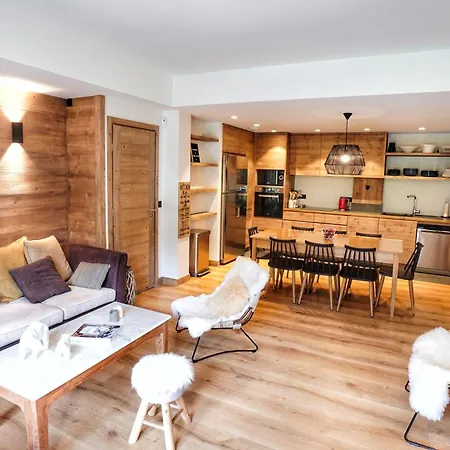 Cosy Avec Vue Exceptionnelle Et Proche Des Pistes 아파트